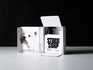 White Blush Garden 500 ml pump bottle in an open box printed with a West Highland terrier and a quote